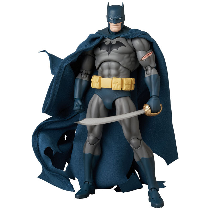 MAFEX BATMAN DAMAGE Ver.(BATMAN: HUSH Ver.) [メディコムトイ][フィギュア]