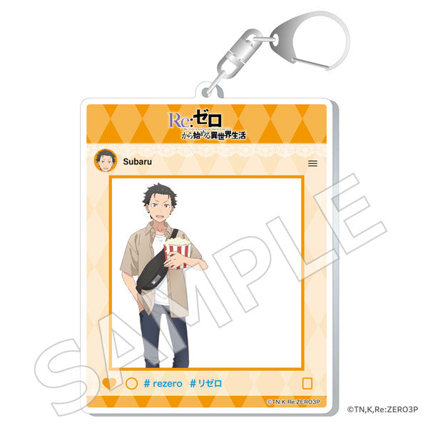「Re:ゼロから始める異世界生活」フォトフレーム風アクリルキーホルダー  ムービーシアター ver. スバル [KADOKAWA][GOODS]